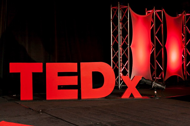 Медіа з TED-присмаком: як журналістам працювати з платформою ідей