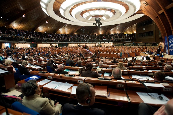Рада Європи ухвалила резолюцію щодо боротьби з надмірною сексуалізацією дітей